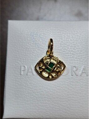 Pandora Marvel Doctor Strange Agamotto Eye Dangle Charm